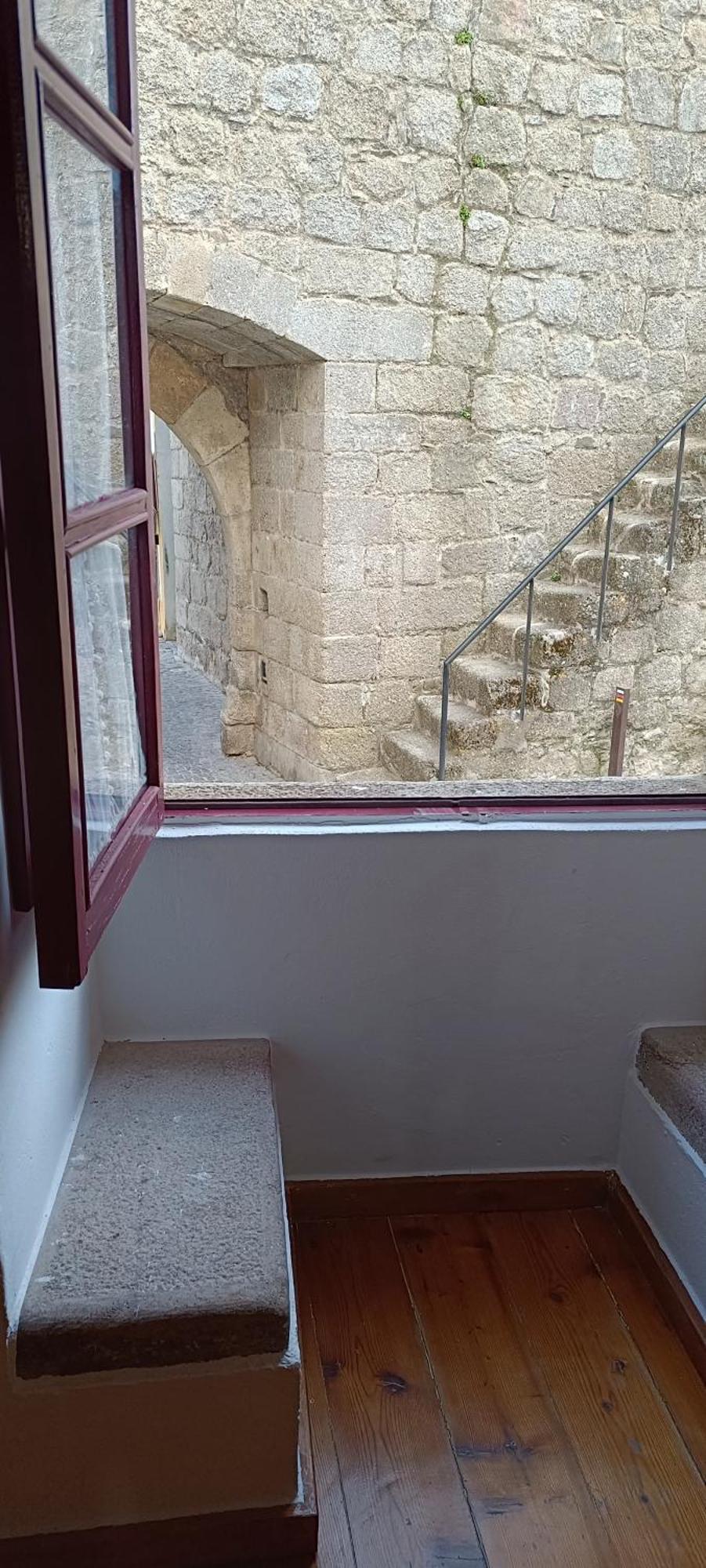 A Casinha Do Arco, Porta Da Vila Nisa Exterior photo